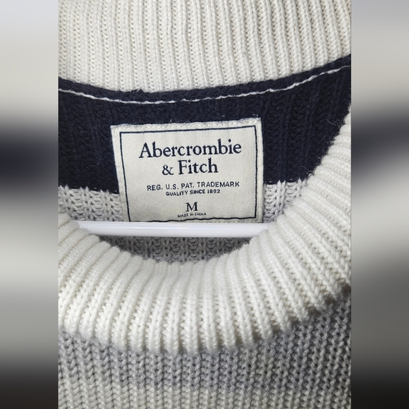 Abercrombie & Fitch Striped Roll Neck Knit Sweather Tank Med Blue White Tan B9 - Picture 4 of 6